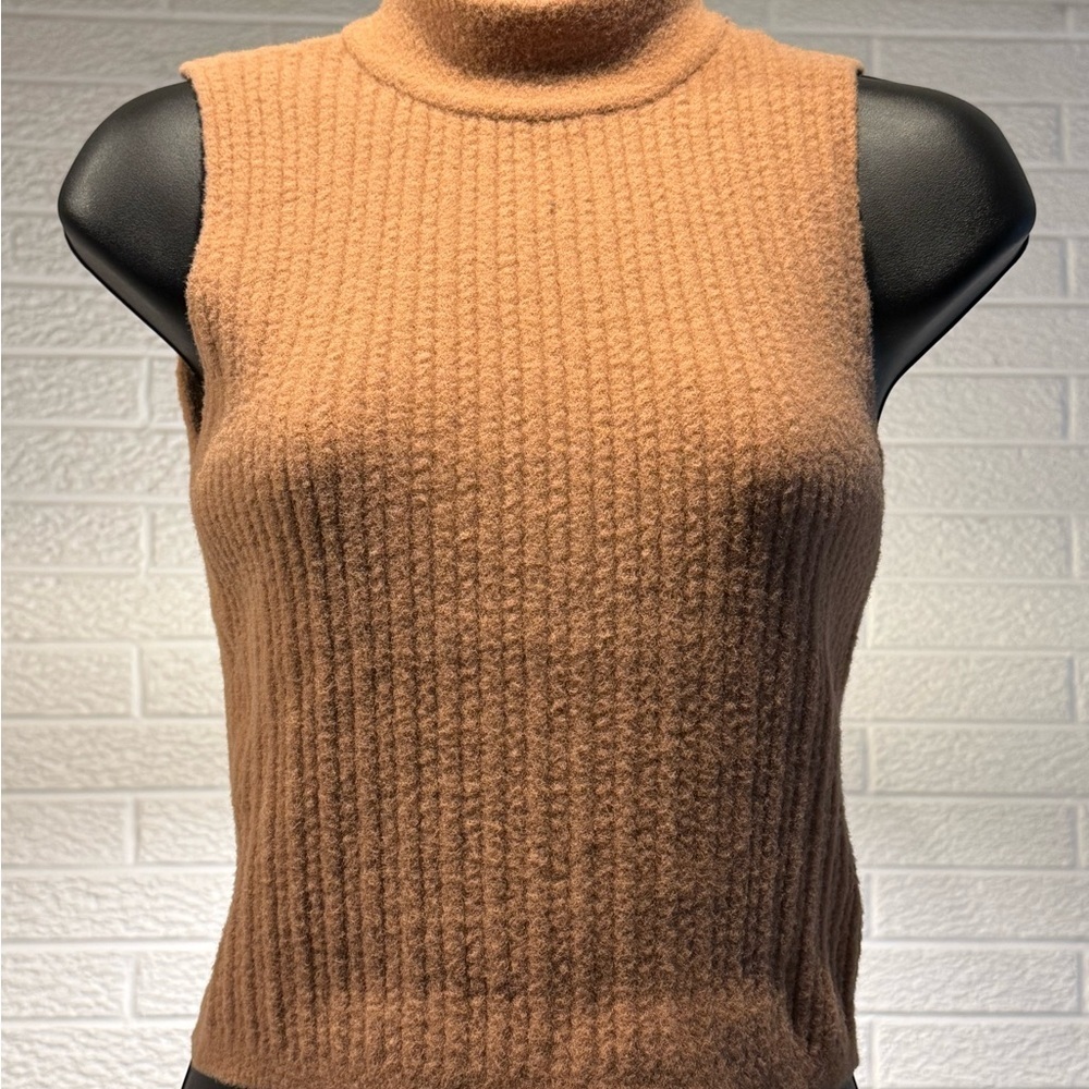 Express Camel Knit Top‎